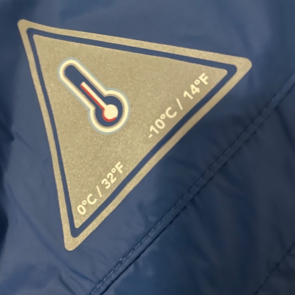 PAJar jaeger winter puffer vest new without tags. Large - Picture 8 of 8